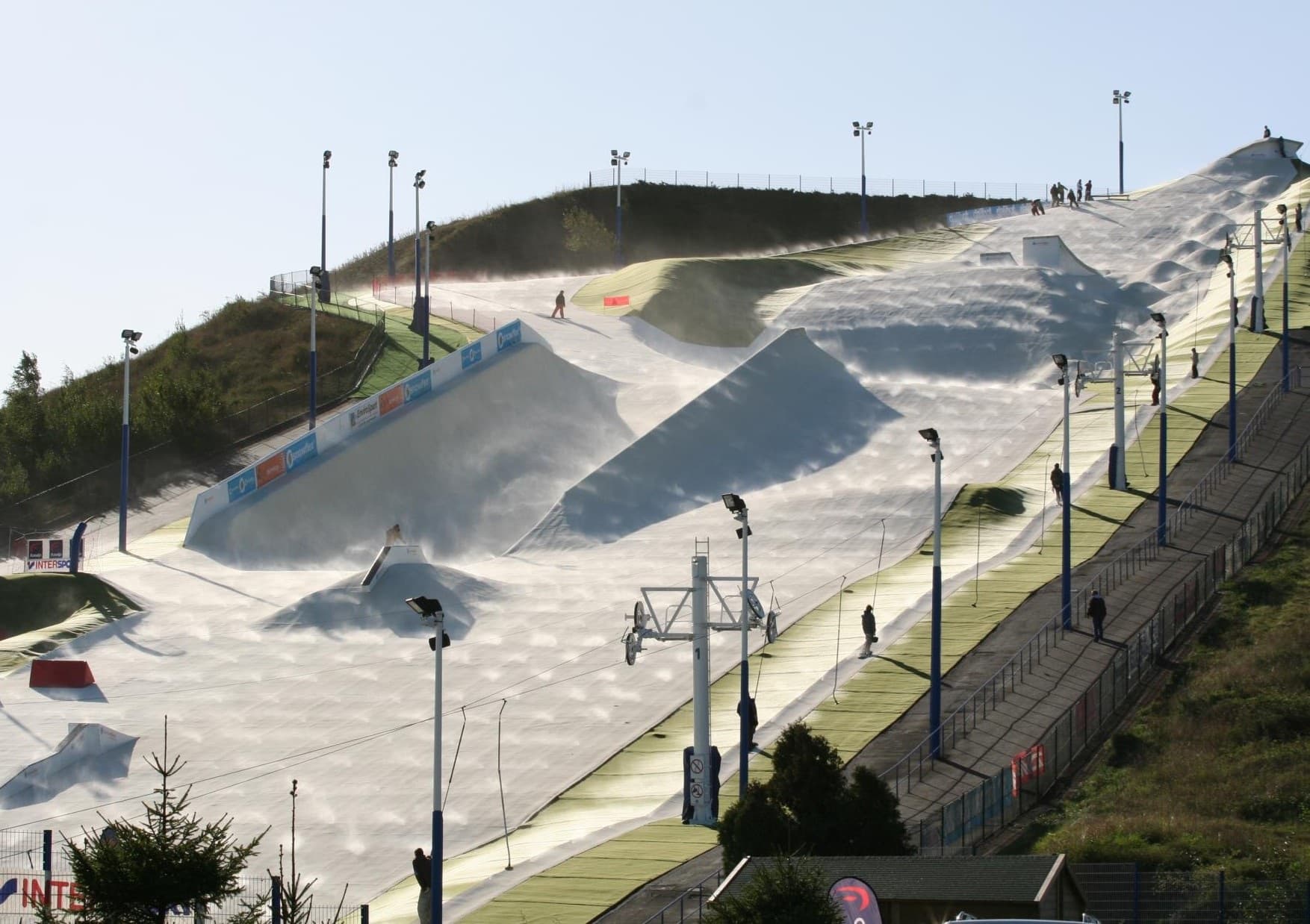 Snowflex® Yapay Pistli Kış Sporları Tesisi